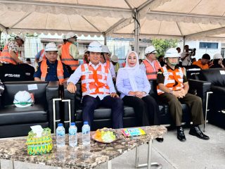 Bupati Irham Kalenggo Hadiri Launching Direct Ekspor Perdana Sultra–Cina