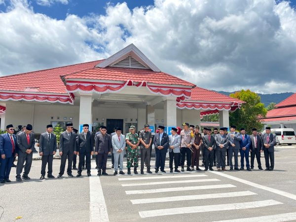 Bupati Bombana lantik 20 OPD, 3 Staf Ahli dan 1 Asisten jelang setahun pemerintahan