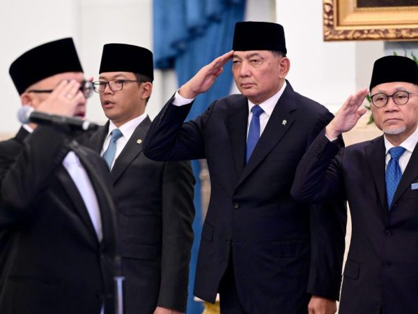 Kementerian Luar Negeri Indonesia mendesak kehati-hatian atas proposal penerbangan militer AS